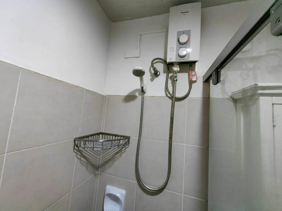 Apartment 1br Condotel Ridgewood Towers Taguig #rw08 Manila